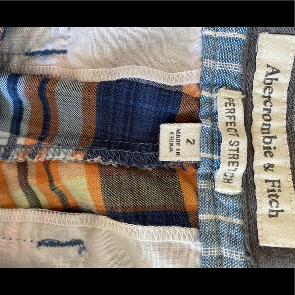 Abercrombie and Fitch Plaid Shorts - Picture 5 of 5